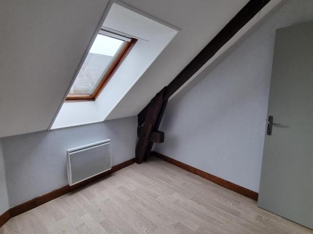 NEUVIC Appartement 1 Chambre Centre Ville Eau comprise