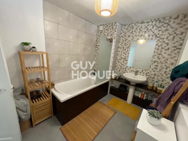 NEUVILLE AUX BOIS APPARTEMENT F4