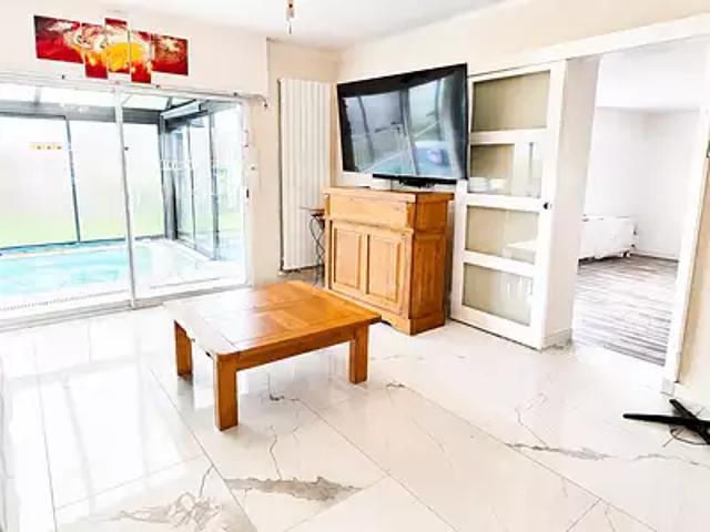 Neuville en Ferrain 59960 Achat / Vente maison 4 pièces t4 piscine terrasse