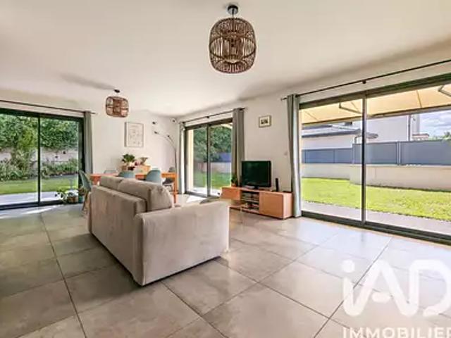 Neuville sur Saône 69250 Achat / Vente maison 5 pièces t5 parking