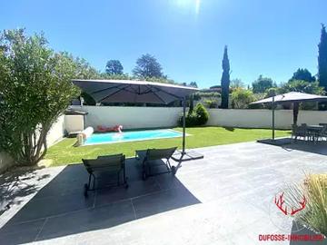 Neuville sur Saône 69250 Achat / Vente maison 6 pièces t6 au dernier étage piscine