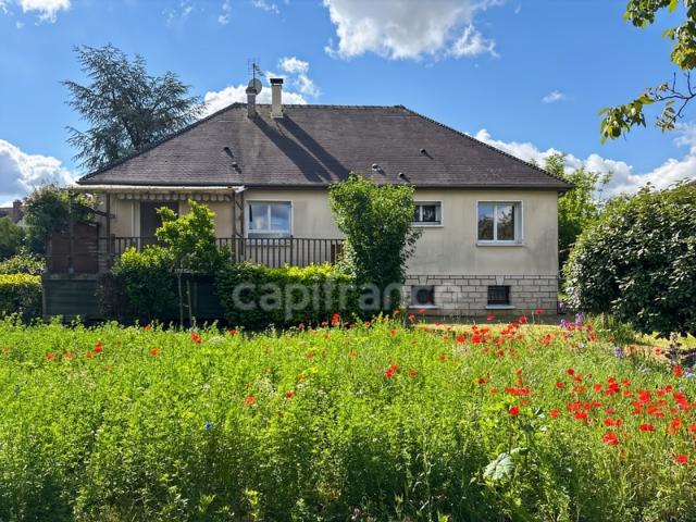 NEUVILLE SUR SARTHE 72 Maison sur sous sol 3 chambres 1500 m2