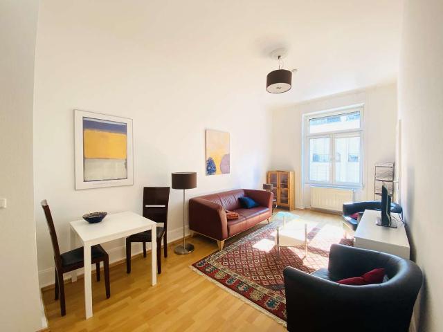 NEU*vollmöblierte / furnished 2 Zimmer Wohnung im Altbau*EBK*Gartenmitbenutzung*Toplage Nordend