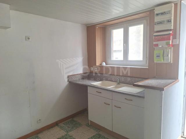 Neuvy sur loire logement de 73 m2 sur 2 niveaux