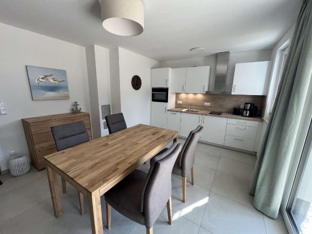 Neuwertig! Ferienappartement direkt am Strand!