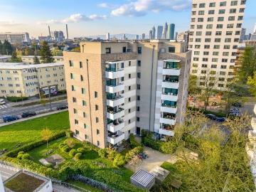 Neuwertig, hochwertig, bezugsfertig Ihr neues Zuhause mit Skylineblick