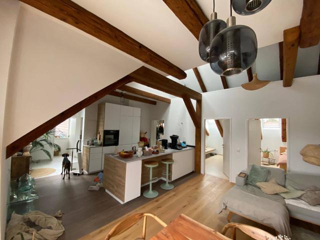 Neuwertige Dachgeschosswohnung mit 4 Zimmer incl. Parkplatz, Küche & Terrasse TOP 03 zusätzliches Carport möglich
