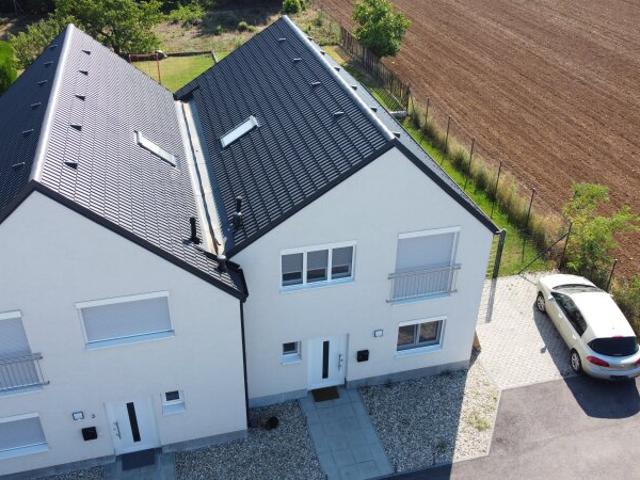 Neuwertige Doppelhaushälfte in Gänserndorf 4 Zimmer, Keller, Garten, Terrasse, 2 Stellplätze!