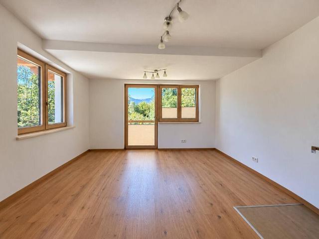 Neuwertige Gartenwohnung mit drei Schlafzimmern in traumhaft idyllischer Panoramalage von Going