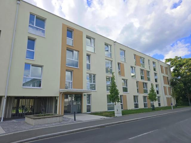 Neuwertige, geförderte 2 Zimmer Wohnung mit großem Balkon in ruhiger und zentraler Lage Puchstraße 34 Top 12