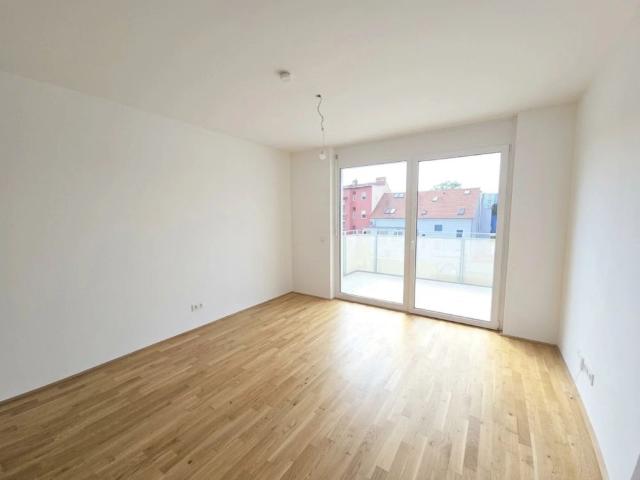 Neuwertige, geförderte 2 Zimmer Wohnung mit großem Balkon in ruhiger und zentraler Lage Puchstraße 34 Top 12