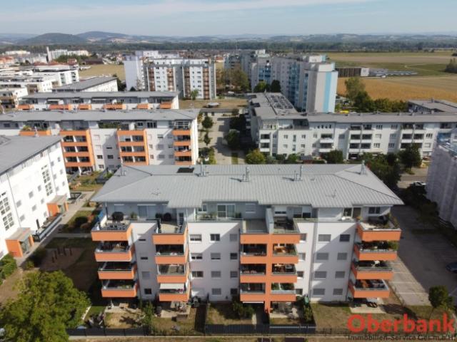Neuwertige, Geförderte Balkonwohnung inkl. 2 PKW Abstellplätzen