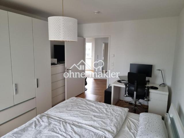 Neuwertige, hochwertige 2 Zimmer Wohnung mit EBK & TG Stellplatz in Ffm Riedberg