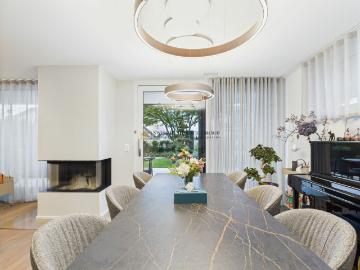 Neuwertige Immobilie mit hochwertigem und elegantem Ausbaustandard