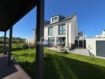 Neuwertige Premium Doppelhaushälfte Bj. 2023 | 192 m² | 6 Zimmer | Garten | Energieklasse A