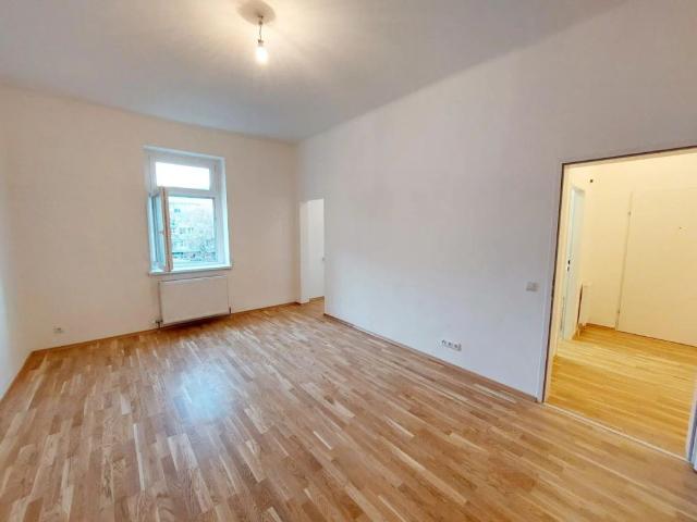 Neuwertige Singlewohnung in der Nähe des Musiktheaters