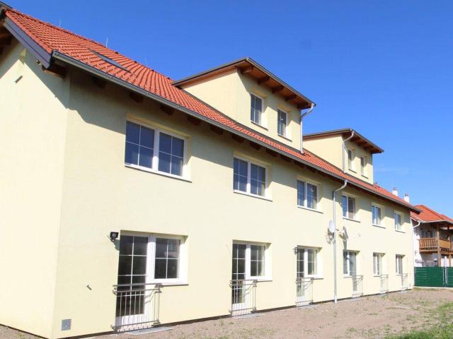 NEUWERTIGE SINGLEWOHNUNG mit FUSSBODENHEIZUNG in GRÜNLAGE