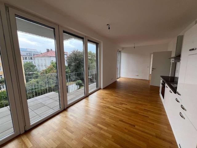 Neuwertige Wohnung mit Balkon im Zentrum von Linz