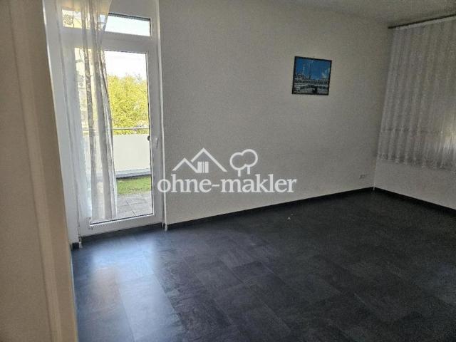 Neuwertige Wohnung mit Garage und Stellplatz