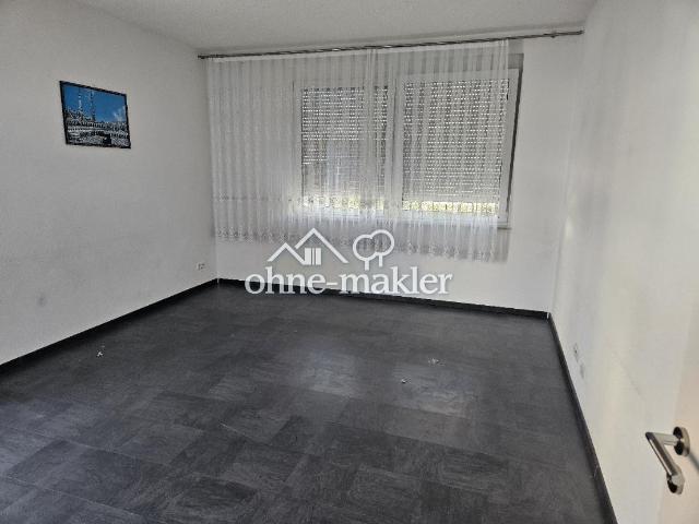 Neuwertige Wohnung mit Garage und Stellplatz