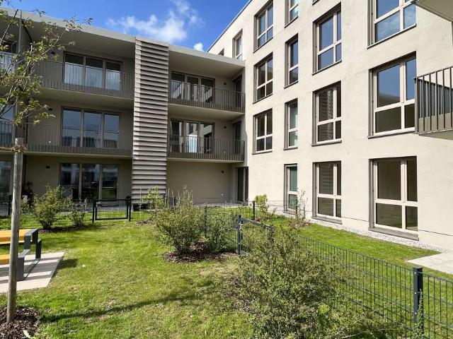Neuwertige Wohnung mit Privatgarten hochwertige Möblierung
