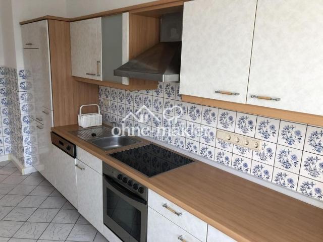 Neuwertige Wohnung mit vier Zimmern, Vollbad und EBK, Traumterrasse in Freiberg