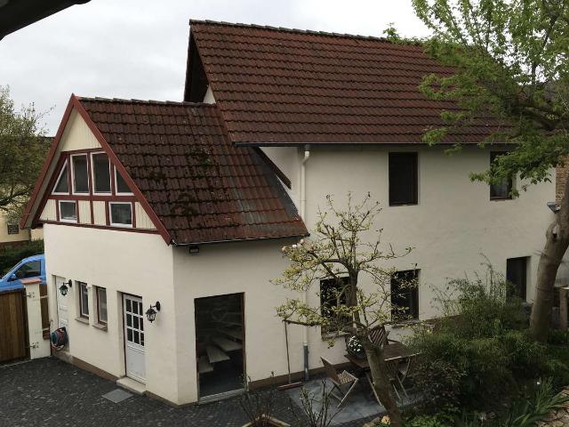 Neuwertige Wohnung/ganzes Haus 2 Etagen inkl. EBK in Münzenberg Gambach