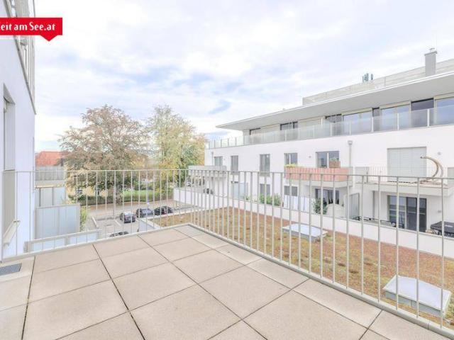 Neuwertige Zweizimmer Wohnung inkl. Küche