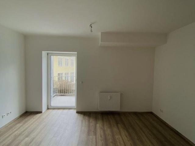 Neuwertige 2 Zi Wohnung mit Balkon und Parkplatz in Thörl!
