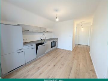Neuwertige 2 Zimmer Dachgeschosswohnung in Zettling – Wie Erstbezug