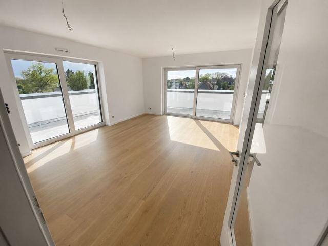Neuwertige 2 Zimmer Penthouse Wohnung mit großzügiger Dachterrasse in Nienburg!