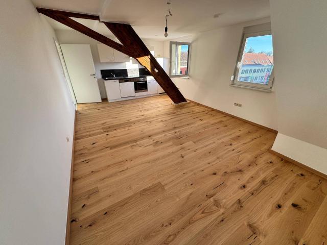 Neuwertige 2 Zimmer Wohnung 60,50 m² im Herzen von Burgau