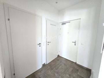Neuwertige 2 Zimmer Wohnung mit EIGENGARTEN Pirchäckerstraße 36 Top 05