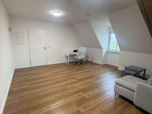 Neuwertige 2 Zimmer Wohnung mit Einbauküche in Ansbach Strüth