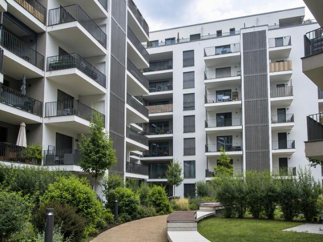 Neuwertige 2 Zimmer Wohnung mit großer Terrasse – Frankfurt Ost