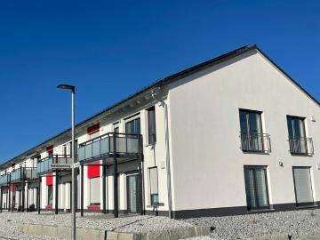 Neuwertige 2 Zimmer Wohnung Nr. 5 mit Einbauküche in KfW Effizienzhaus 40 plus