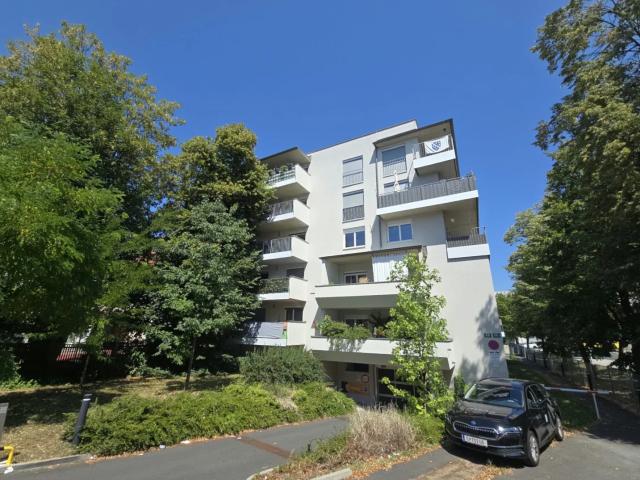 NEUWERTIGE 2 ZIMMERWOHNUNG NAHE FH JOANNEUM MIT BALKONTERRASSE Eckertstraße 56 Top 10