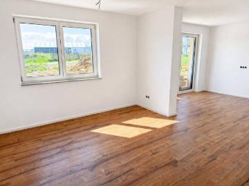 Neuwertige 3 Zi Wohnung im OG Garten, Balkon, Caport,79m², €254.900