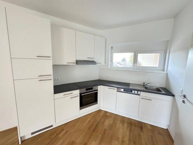 Neuwertige 3 Zi Wohnung in Graz mit Balkon, Tiefgarage & moderner Ausstattung!