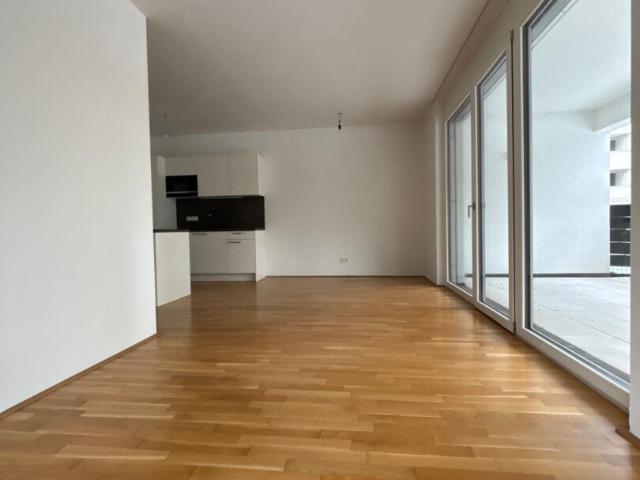 Neuwertige 3 Zi Wohnung mit Balkon, Fußbodenheizung & Aufzug in Graz 8041 zu mieten!