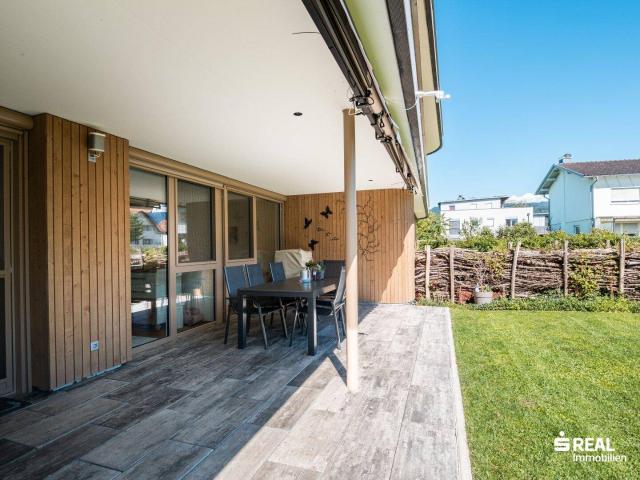 Neuwertige 3 Zimmer Gartenwohnung in super Lage