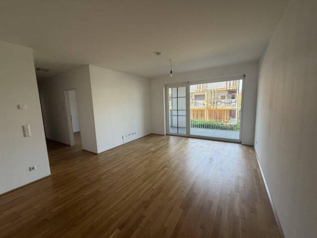 Neuwertige 3 Zimmer Genossenschaftswohnung mit sehr großem Westbakon! 2 Monate mietfrei!
