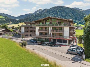Neuwertige 3 Zimmer Terrassenwohnung in moderner Wohnanlage in Söll!