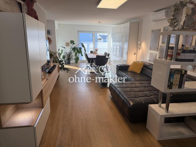 Neuwertige 3 Zimmer Wohnung Bj. 2021 mit 15 m² Balkon, Klimaanlage & TG Stellplatz