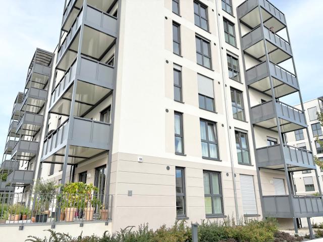 Neuwertige 3 Zimmer Wohnung mit Aufzug und Fußbodenheizung in Rostock Groß Klein