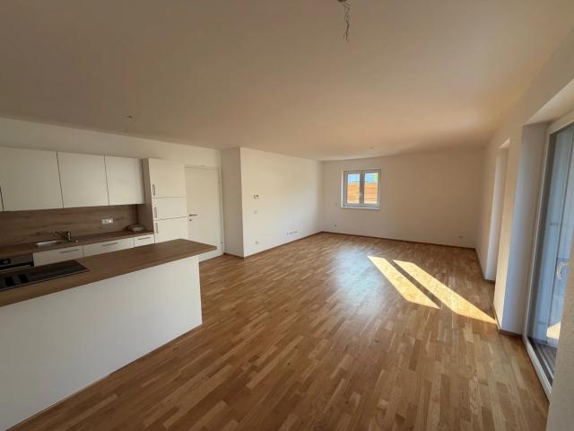 Neuwertige 3 Zimmer Wohnung mit Garten im Zentrum von Eferding