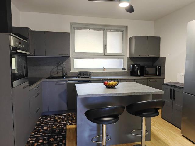 Neuwertige 3 Zimmer Wohnung mit riesigem Balkon | 69 m² | Graz Reininghaus | Privat