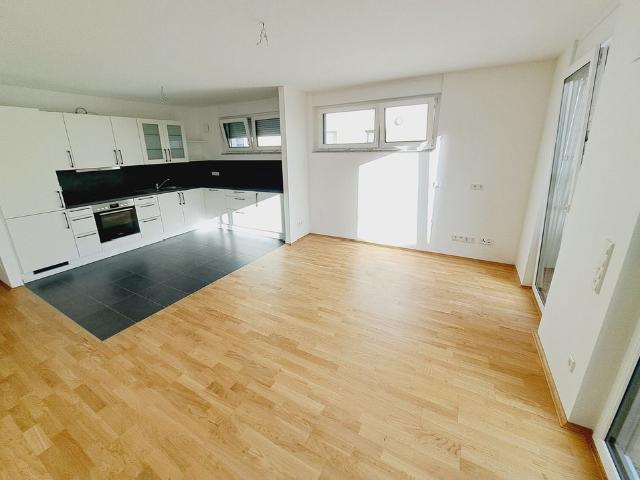 Neuwertige 3 Zimmer Wohnung mit Terrasse, EBK, Tageslichtbad, und TG Stellplatz ab 01.01.2027