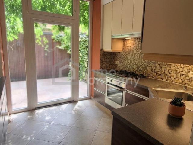 Neuwertiges 5 Zi Haus mit Garten, Terrasse & moderner Ausstattung in der Nähe vom 4. Bezirk zu mieten!