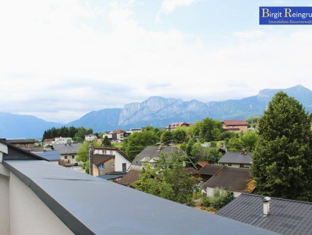 Neuwertiges 5 Zi Reihenhaus in Mondsee mit Garten, 2 Terrassen, 2 Garagen, Balkon!